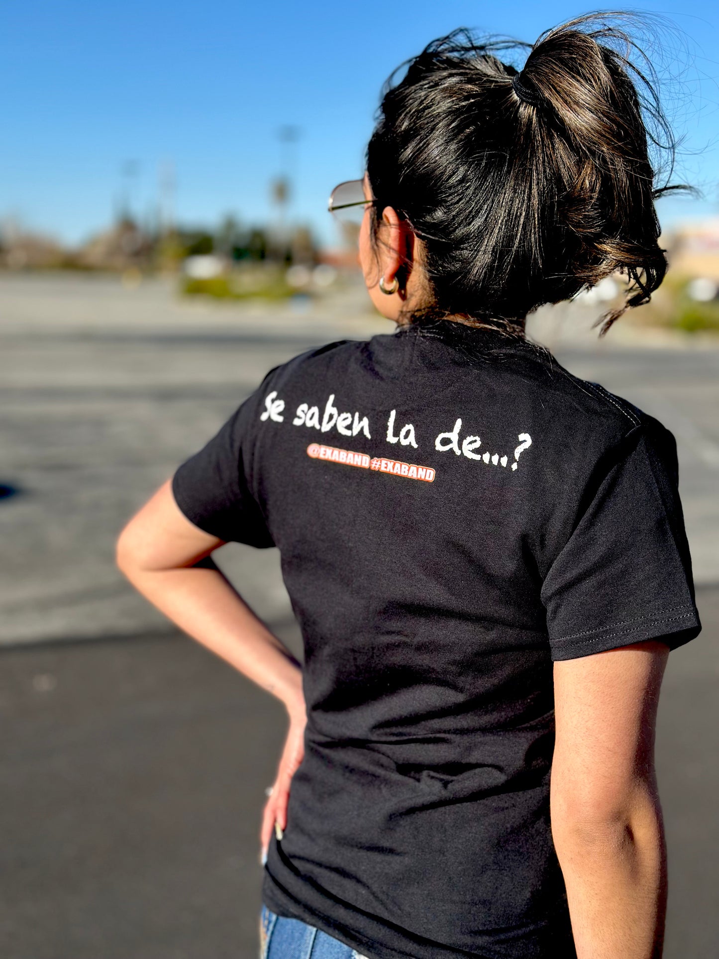 Se Saben La De? T-Shirt Unisex Teen\Adult | Exa Band | Merch | Grupo Versatil | Vesatile Latin Band